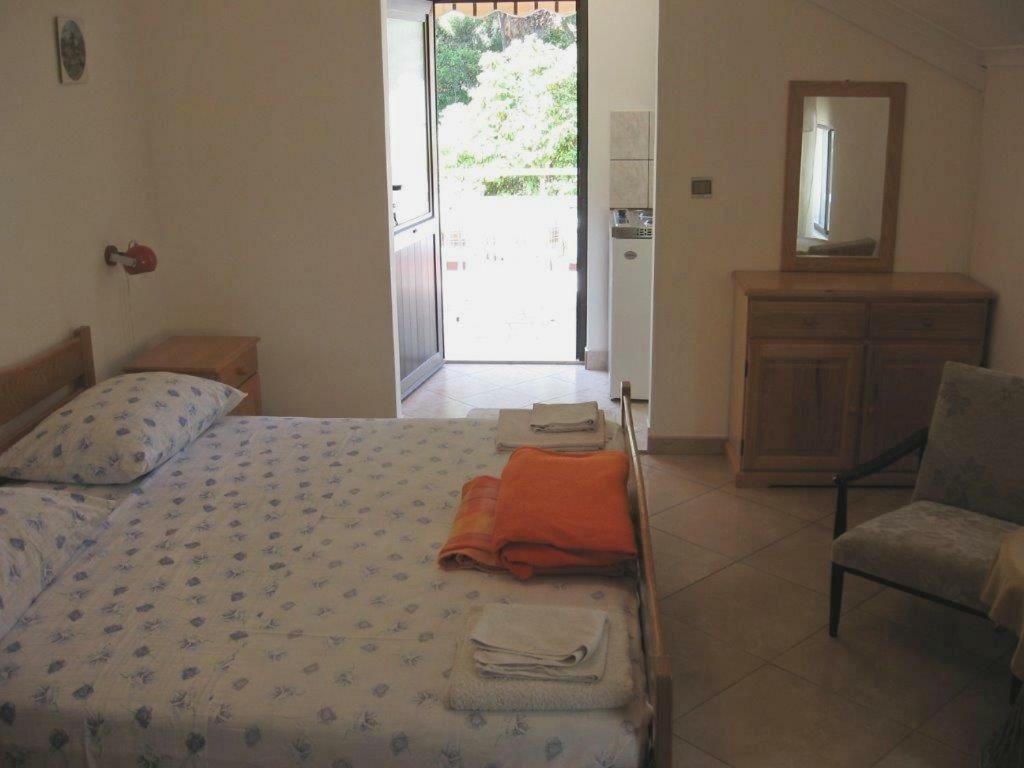 Apartments By The Sea Orebic, Peljesac - 16648 Екстериор снимка